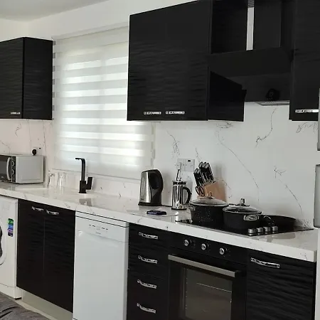 The Penthouse Apartman *