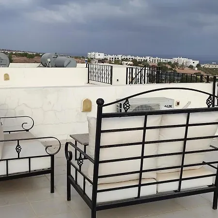 The Penthouse Ayios Amvrosios