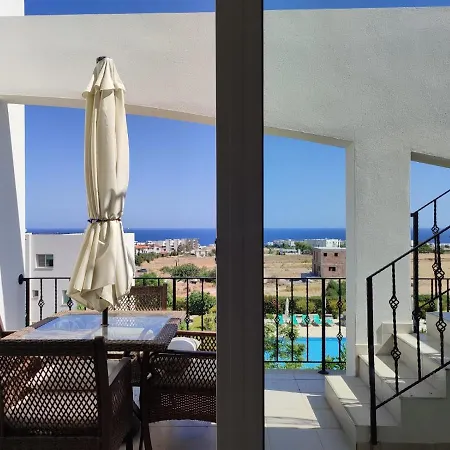 The Penthouse * Agios Amvrosios (Kyrenia)